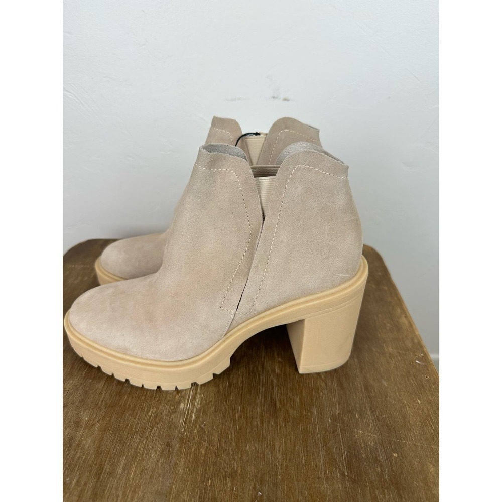 Tried On Condition Dolce Vita Cashe H20 Suede Lugged Sole Block Heels 9